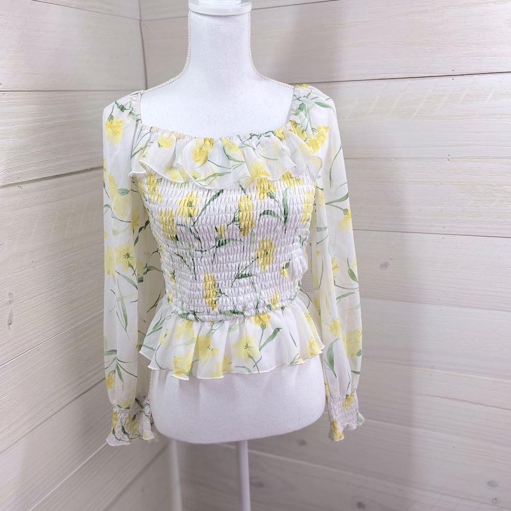 Love & Piece Collective Floral and Ruffled Crop Top L (jrs.) FREE SHIP
